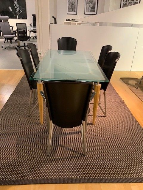 Harvink Tafel + 6 stoelen